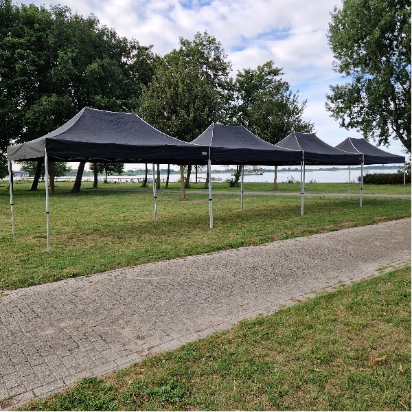 Partytent 3x18