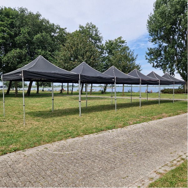 Partytent 3x18